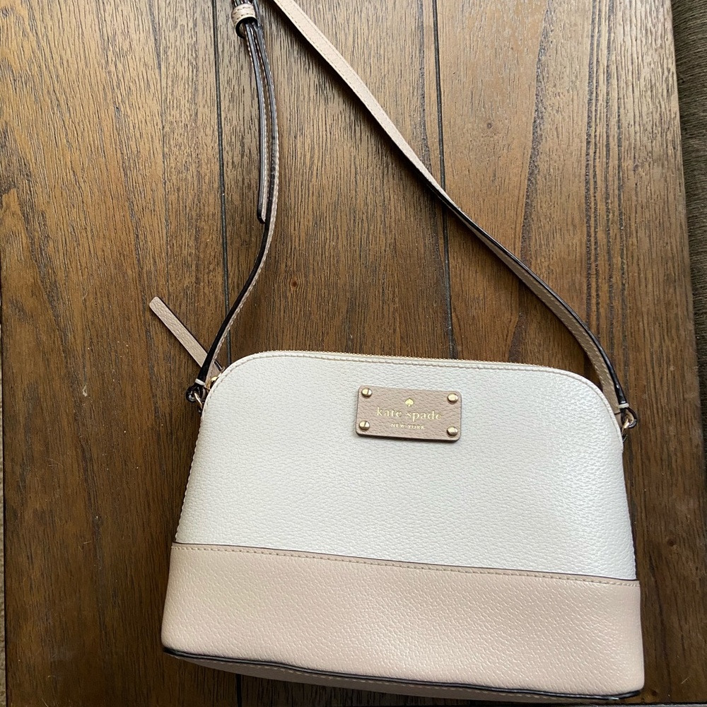 Kate Spade White and beige crossbody purse. - Picture 2 of 4